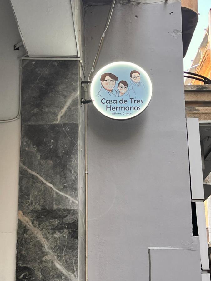 Casa De Tres Hermanos In The Heart Of Athènes Extérieur photo